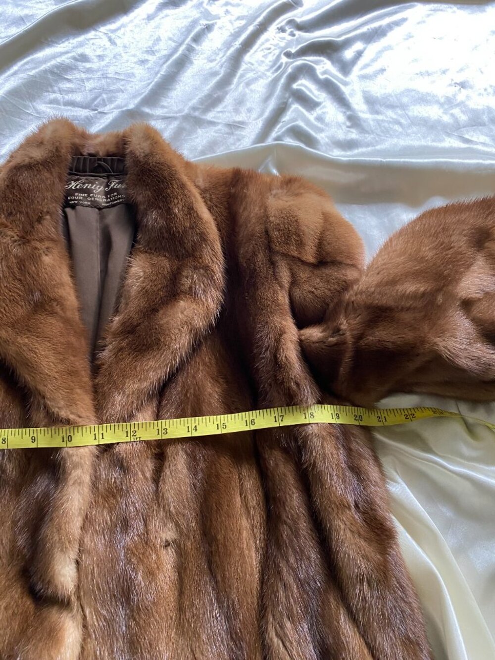 Vintage Henig Furs Light Brown Mink Cuffed Jacket S/M - Picture 8 of 10